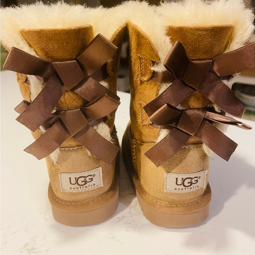 Bailey Bow II Boot